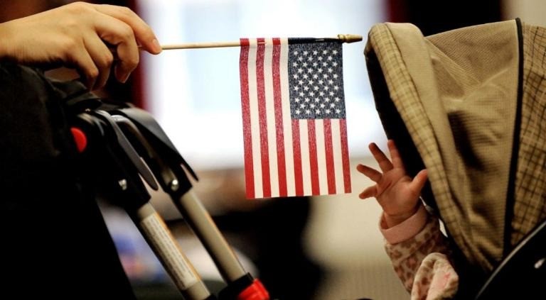 ¡Golpe judicial a Trump! Rechazan eliminar la ciudadanía por nacimiento