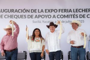 El Gobernador Joaquín Díaz Mena anunció que Sucilá recibió histórico respaldo con subsidios por litro de leche durante la Expo Feria Lechera 2025.