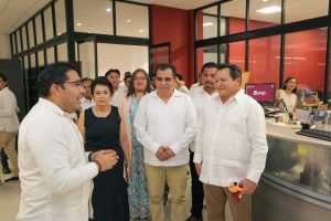 Autoridades estatales y universitarias recorren las instalaciones que serán renovadas gracias a la gran inversión en la Universidad de Oriente.