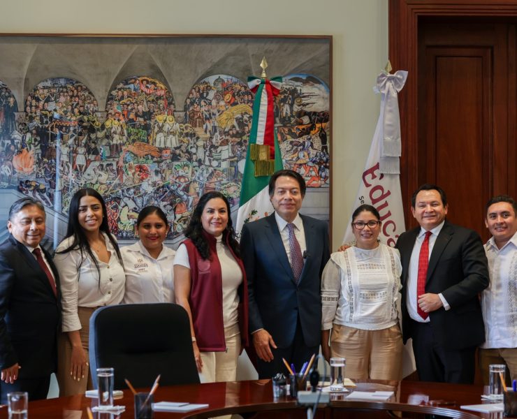 Visitan la SEP estudiantes yucatecos ganadores de la Olimpiada del Conocimiento Infantil 2025 acompañados por el Gobernador Joaquín Díaz