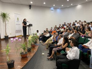 La Dra. Maira Rubi Segura Campos da la bienvenida a los 39 nuevos estudiantes del CICY, marcando el inicio de su emocionante etapa de posgrado.