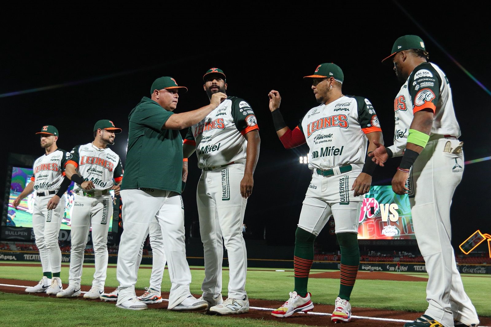 ¡Playoffs al rojo vivo! Diablos gana en el regreso de los playoffs al Kukulcán