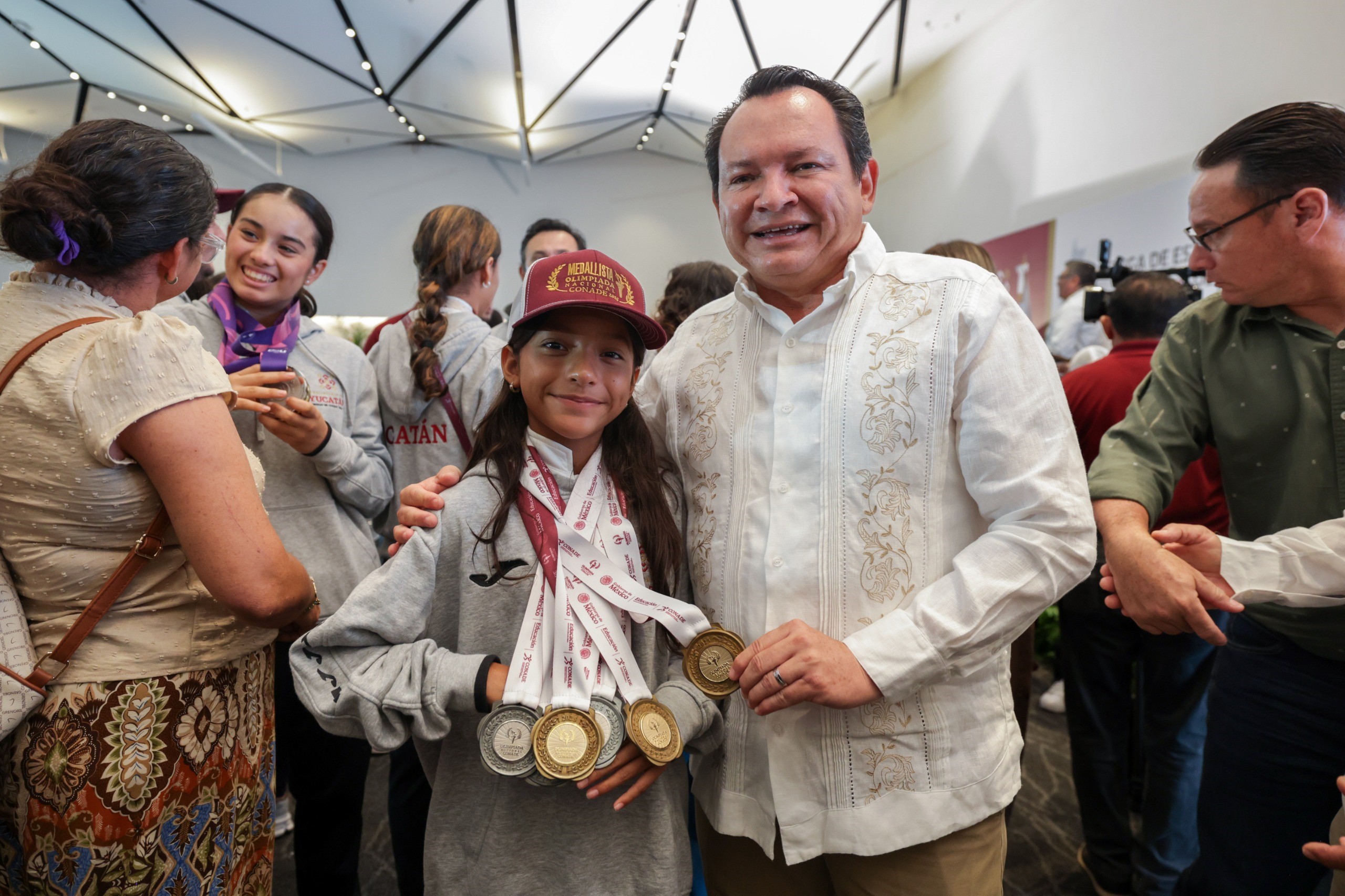 En reconocimiento al esfuerzo y la disciplina que permitieron poner en alto el nombre de Yucatán durante la Olimpiada Nacional Conade 2025