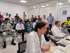 Autoridades y personal médico coordinan protocolos para el traslado seguro de órganos desde Mérida, garantizando tiempos óptimos de entrega.