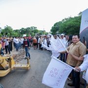 Oxkutzcab ya no está en el olvido: Díaz Mena reconstruye su carretera