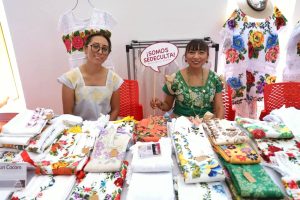 La jarana, el bordado y el pok ta’ pok llenaron de color y tradición el Festejan Día Internacional de los Pueblos Indígenas en el Gran Museo del Mundo Maya.
