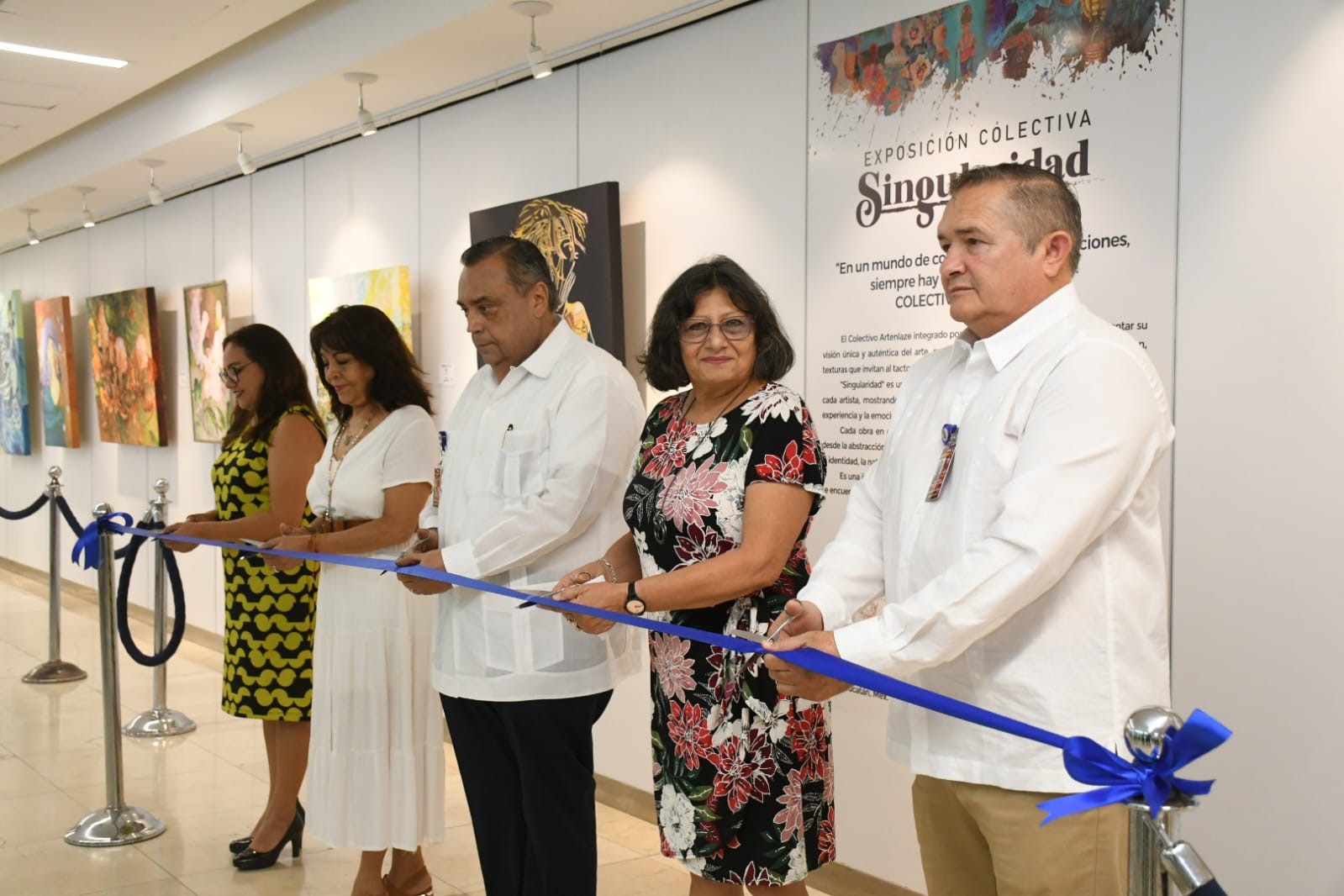 Aeropuerto de Mérida inaugura la exposición colectiva “Singularidad” del Colectivo Artenlaze