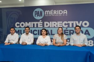 Liderazgos panistas como Asís Cano Cetina y Álvaro Cetina Puerto participaron en la instalación del Comité Directivo Municipal del PAN en Mérida.