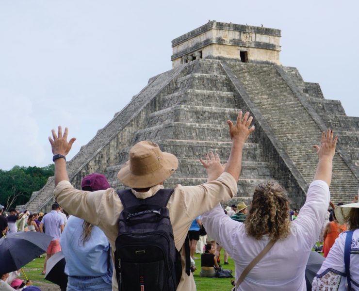 Chichén Itzá rompe récord de visitantes en el equinoccio de otoño
