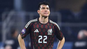 Ell Chuky Lozano, entró de cambio en el minuto 61, lo que significó su regresó al tricolor, tras un año de ausencia.