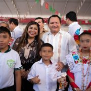 ¡Rehabilitación total! Escuela Mártires de Chicago de Progreso renace