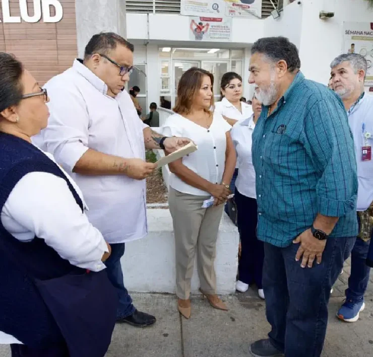 Exigen destitución del director del Centro de Salud Urbano de Mérida