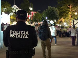 Elementos de la SSP resguardaron la Plaza Grande para garantizar que las Fiestas patrias fueron seguras en Yucatán.