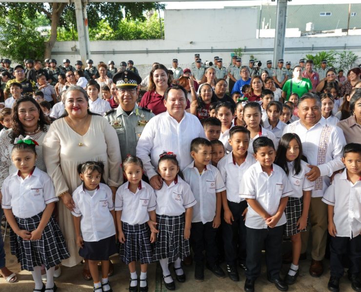 Gobierno y Guardia Nacional transforman escuelas de Yucatán