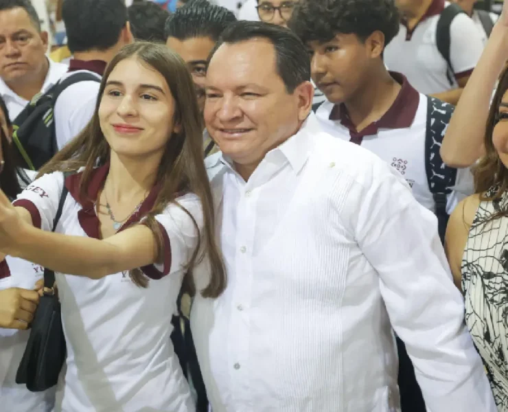 Joaquín Díaz Mena inauguró el Much’ Ik con un emotivo mensaje