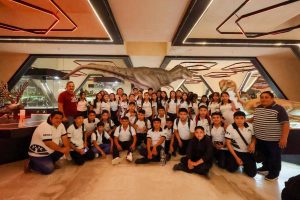 Autoridades estatales y jóvenes participaron en la inauguración del Programa "Juventud- Es Conciencia" en Yucatán, destacando la importancia de la cultura y la educación.