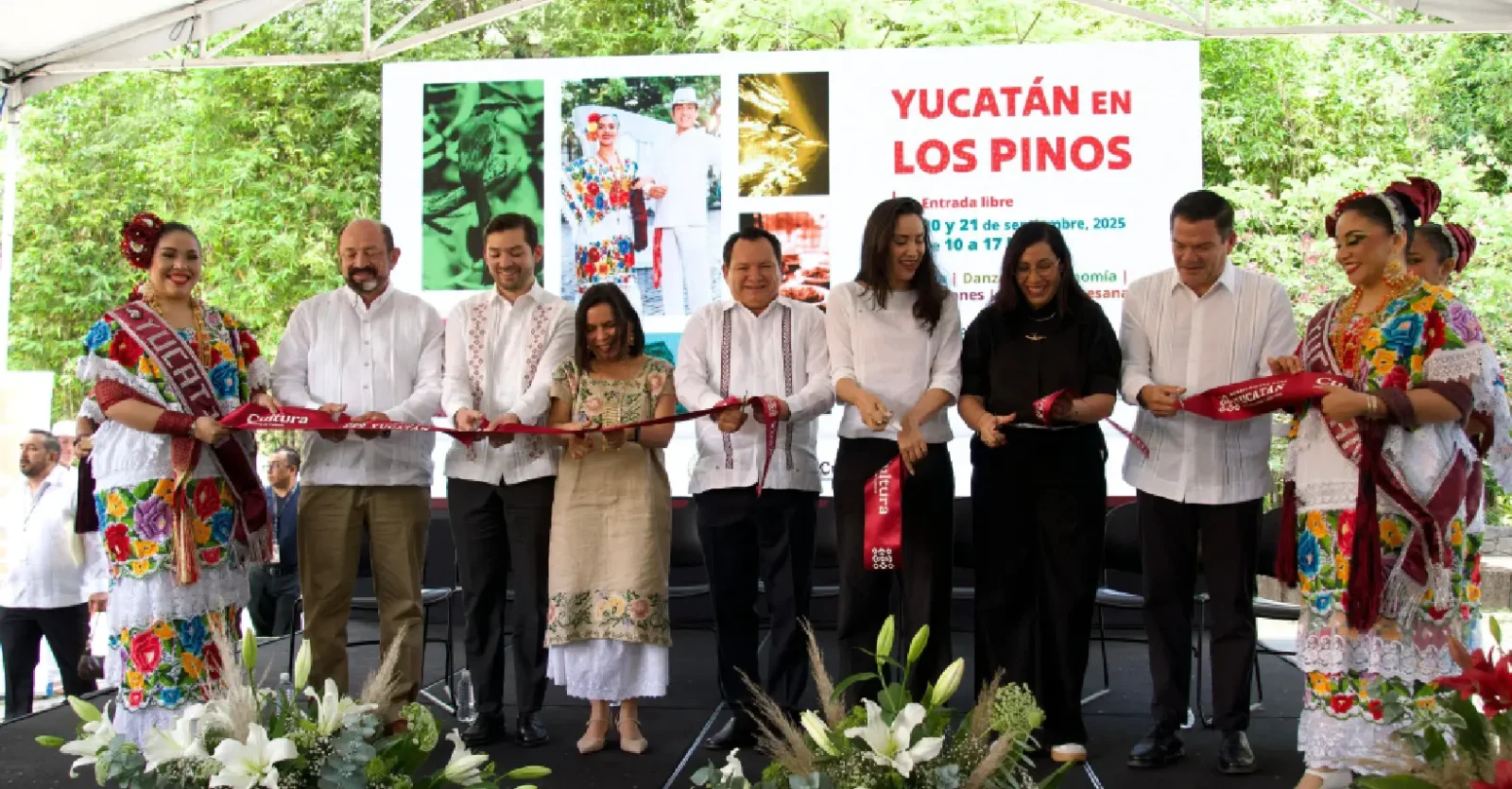 Las tradiciones de Yucatán llegaron a los Pinos con gran éxito