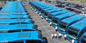 Proponen bono de movilidad laboral para apoyar a trabajadores y fomentar el uso del transporte público en Yucatán.