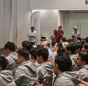 Entrenadores y fisiatras acompañan a los atletas de Yucatán, asegurando su preparación para la Paralimpiada Nacional CONADE 2025.