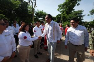 Más de 1,500 inmuebles en Yucatán participaron en el Segundo Simulacro Nacional 2025 durante el Día Nacional de Protección Civil, practicando protocolos de evacuación y seguridad.