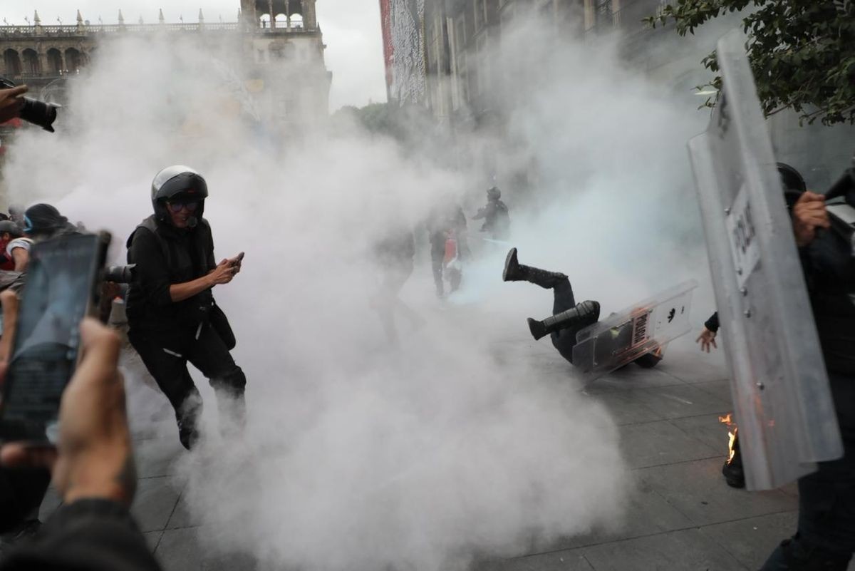 Marcha del 2 de octubre: Violencia deja 94 policías hospitalizados