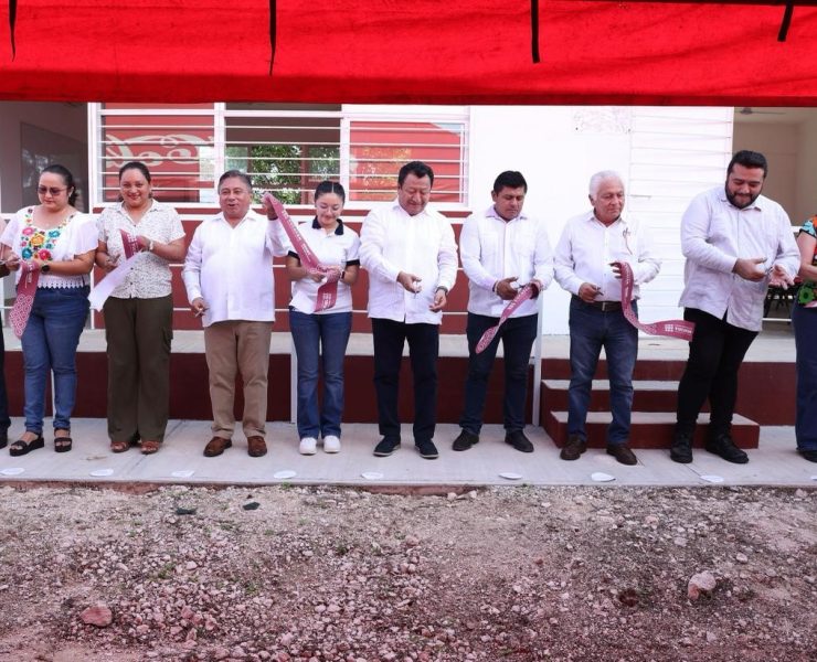 Inauguran en Bokobá espacios dignos para transformar la educación media superior