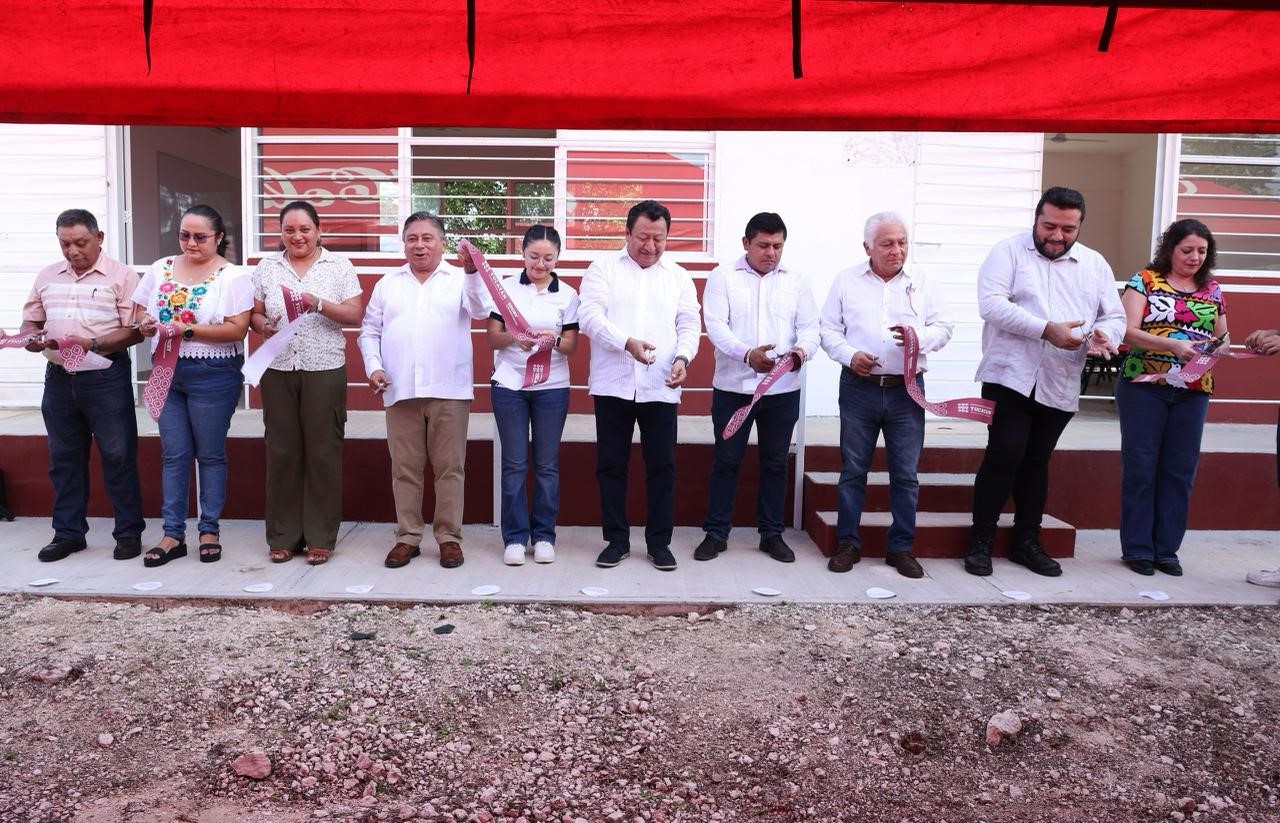Inauguran en Bokobá espacios dignos para transformar la educación media superior