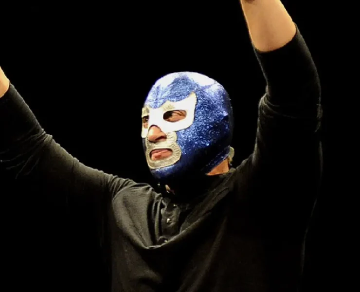 Blue Demon Jr. sufrió accidente automovilístico grave