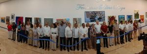Artistas y autoridades se unieron para celebrar “30 Pintores, 30 Años de Exposiciones”, destacando al Aeropuerto de Mérida como un espacio único de arte y cultura.