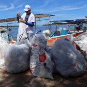 ¡Playa limpia! Jornada de limpieza en Playa Bonita de San Felipe
