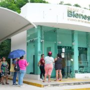 Mujeres Renacimiento: Apoyo Directo a la Autonomía Económica