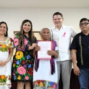 Manos mágicas: Yucatán premia su arte popular y bordado tradicional