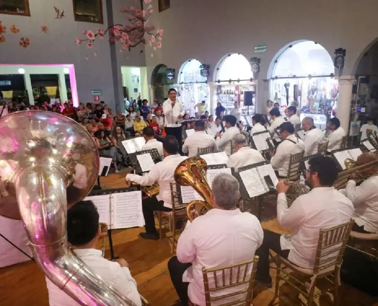 Pasaje Picheta vivió una noche de tradición y renacimiento cultural en Mérida