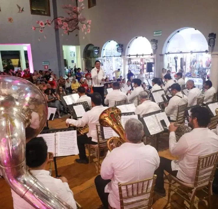 Pasaje Picheta vivió una noche de tradición y renacimiento cultural en Mérida