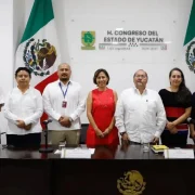 Reforma para asegurar vacunación universal en Yucatán