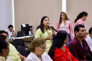 Especialistas, académicos y organizaciones civiles participaron en el foro para fortalecer la propuesta de la Reforma para asegurar vacunación universal impulsada por Zhazil Méndez.