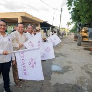 Plan Bienestar para Yucatán llega a Umán con obras de reconstrucción de calles