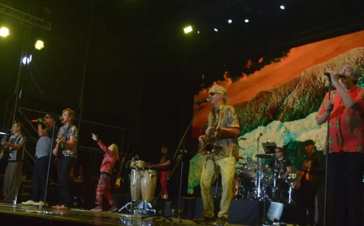 Rock y Chuntaro Style en la Feria Yucatán X’Matkuil dominan la noche