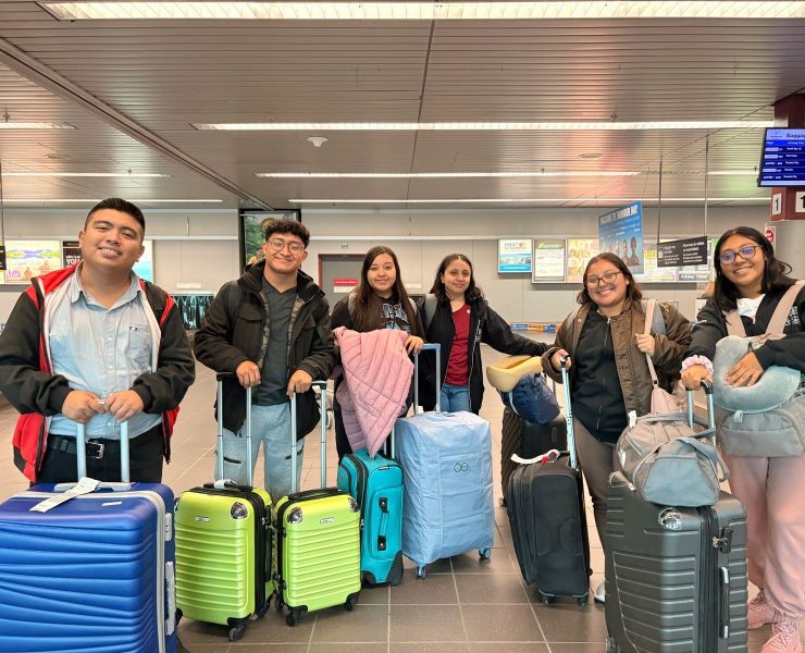 Jóvenes concluyen intercambio académico en Canadá con apoyo del Renacimiento Maya