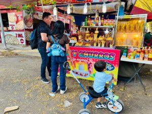 Los sabores favoritos de la Feria: salchipulpos, brochetas, elotes y helados que conquistaron a los visitantes en esta edición 51.