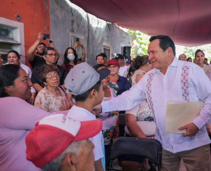 ¡Hogares que Transforman! Díaz Mena Supervisa Construcción de Viviendas en Yaxkukul