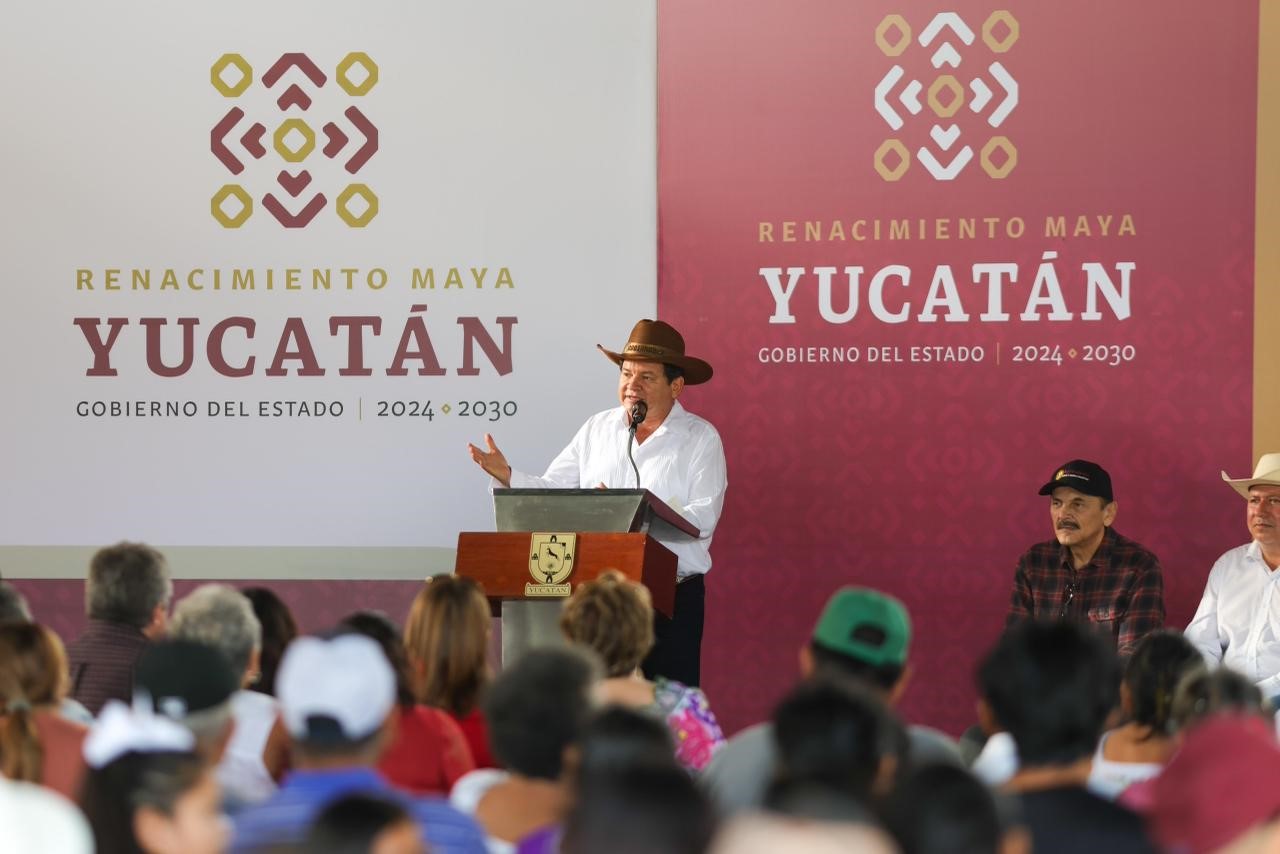 Gobierno del Estado fortalece ganadería al inaugurar posta y entregar apoyos en Cenotillo