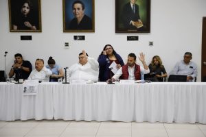 La aprobación de la Ley de ingresos del Municipio de Mérida garantiza estabilidad jurídica y financiera para el ejercicio fiscal 2026, beneficiando a comerciantes, tianguistas y a las familias meridanas.