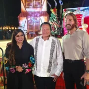 La experiencia familiar comienza en la Villa Navideña en el Gran Parque de La Plancha