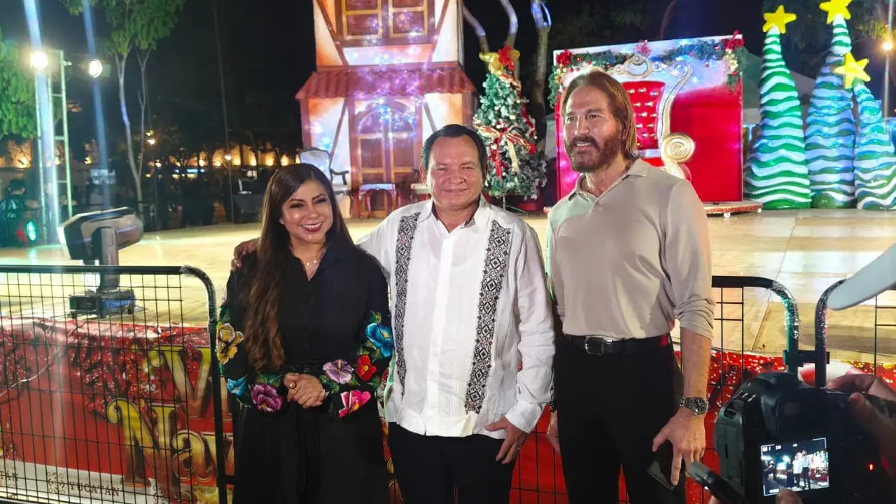 La experiencia familiar comienza en la Villa Navideña en el Gran Parque de La Plancha