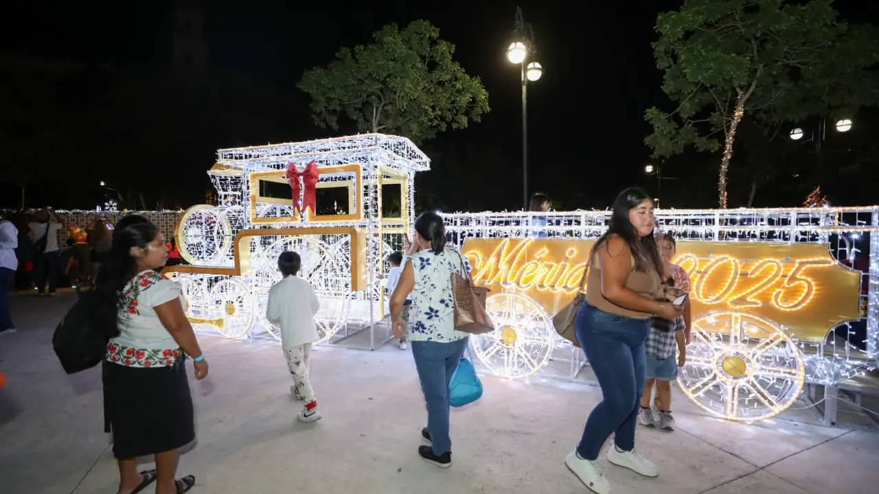 La magia de la navidad llegó a la Plaza Grande llena de sorpresas