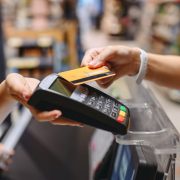 ¡Alerta Navideña! Llaman a reforzar el blindaje digital en temporada de compras