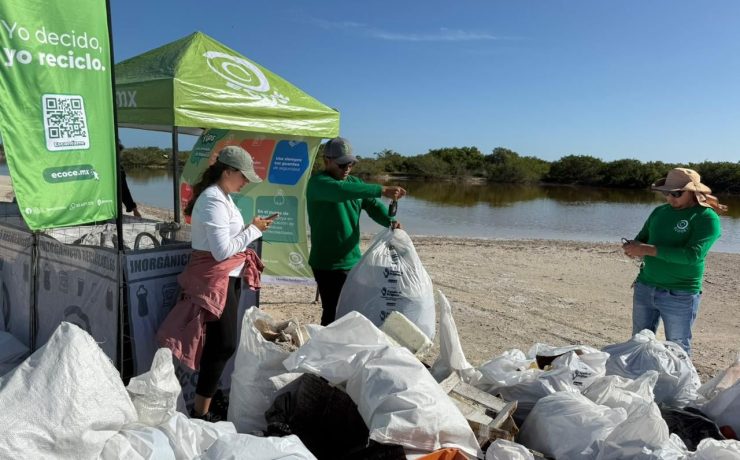 Playas Limpias: Retiran más de 33 toneladas de residuos de playas yucatecas durante el año
