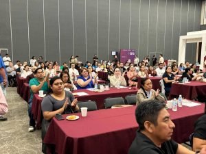 Empresarios y expertos tecnológicos participan en la V Semana de la Economía Digital, donde Yucatán impulsa su competitividad con nuevas herramientas innovadoras.