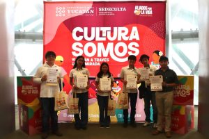 Jóvenes yucatecas y yucatecos participan en la creación de audiovisuales que celebran la identidad, tradiciones y el patrimonio cultural de Yucatán a través del programa Cultura Somos.